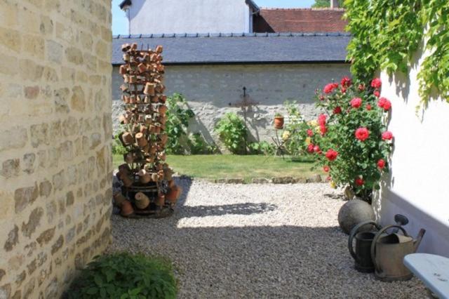 Vézinnes Chambres Et Table D'Hotes, Maisonnettes Individuelles Dans Propriete Privee المظهر الخارجي الصورة